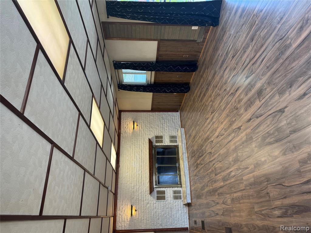 31263 Hayes Road Warren, MI 48088 - Photo 11 of 31 Gallery Image 11