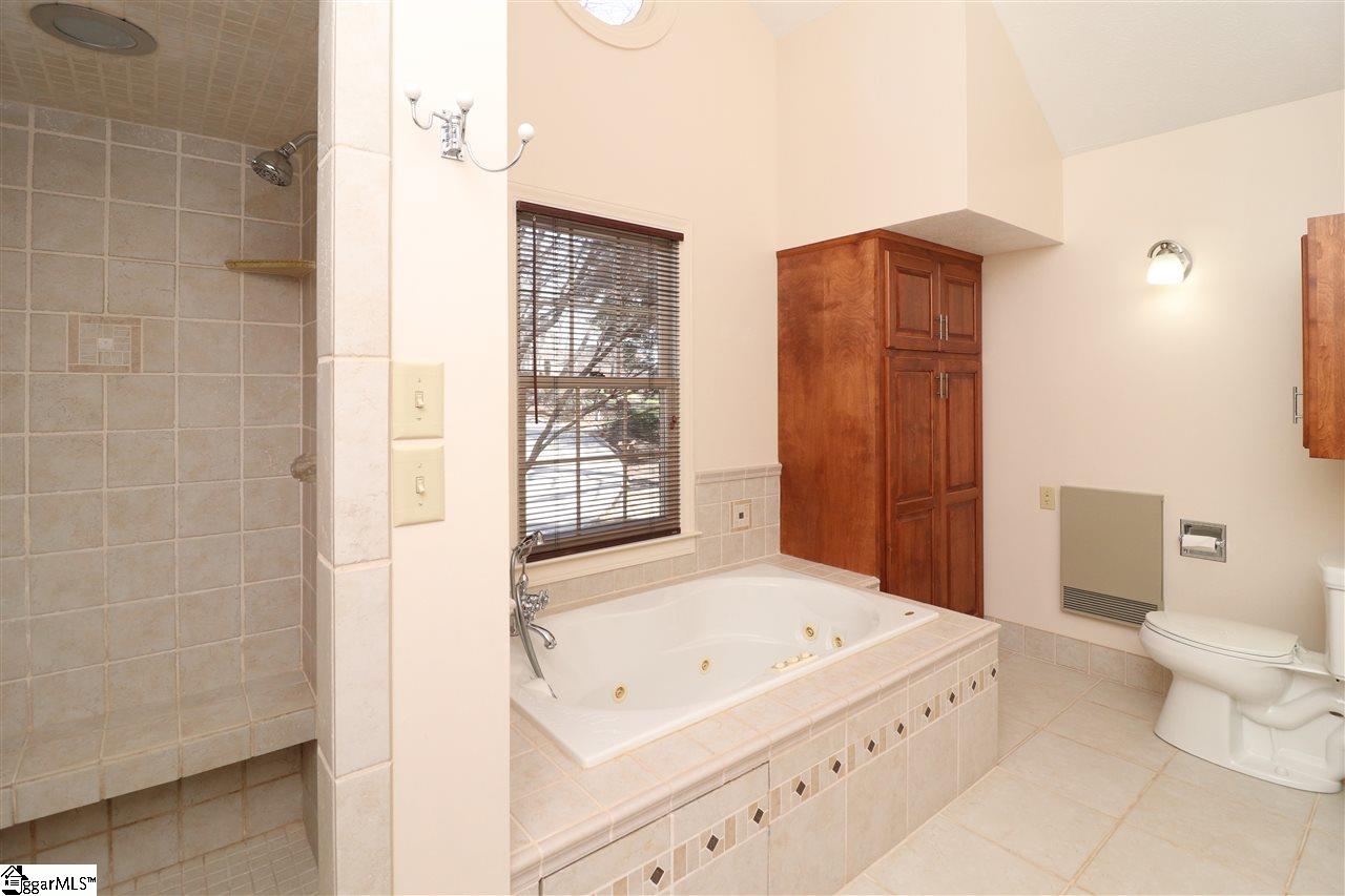 210 Pine Ridge Drive Easley, SC 29642 - Photo 15 of 36 Gallery Image 15