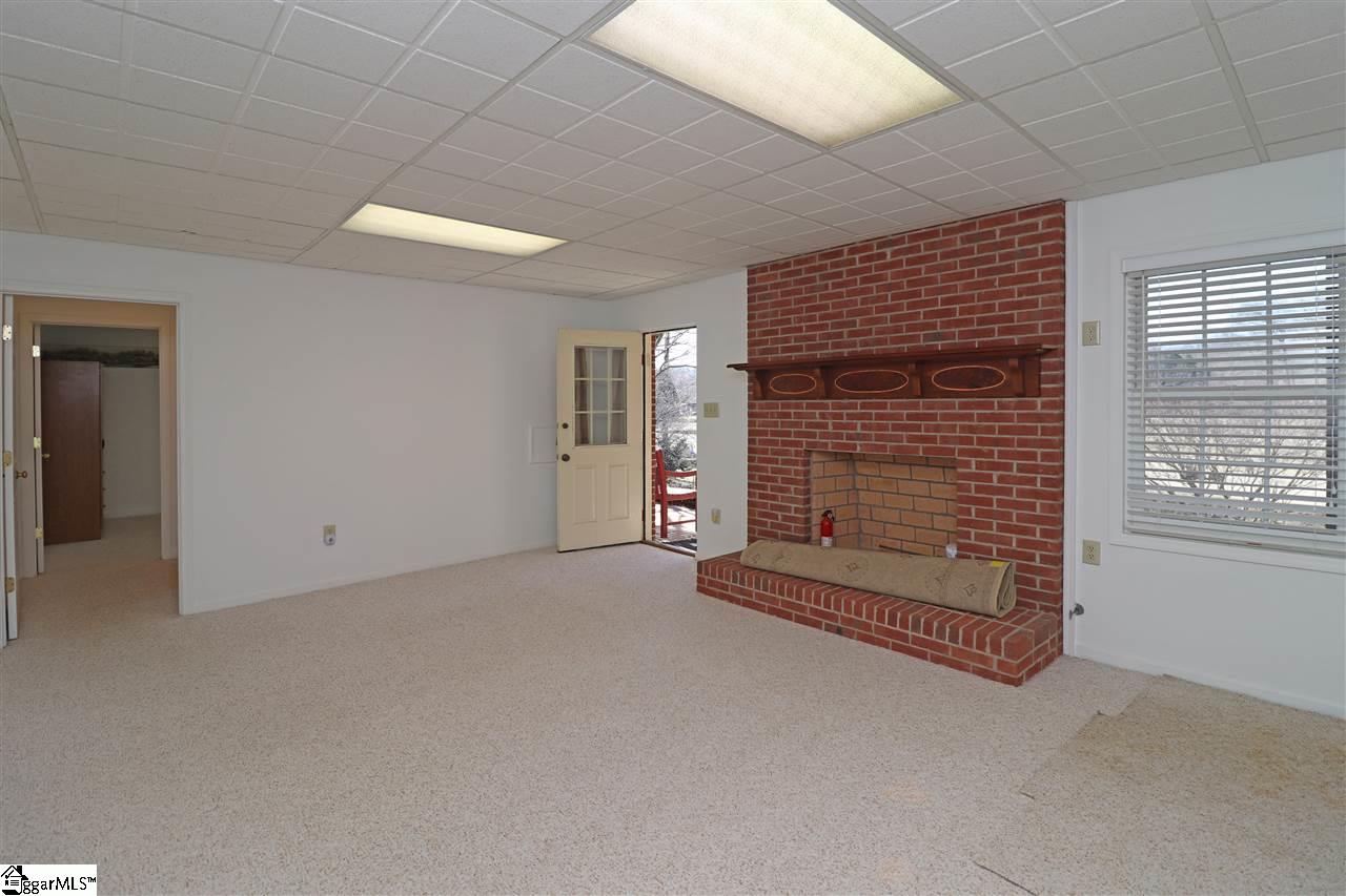 210 Pine Ridge Drive Easley, SC 29642 - Photo 20 of 36 Gallery Image 20
