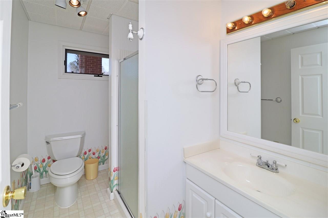 210 Pine Ridge Drive Easley, SC 29642 - Photo 21 of 36 Gallery Image 21