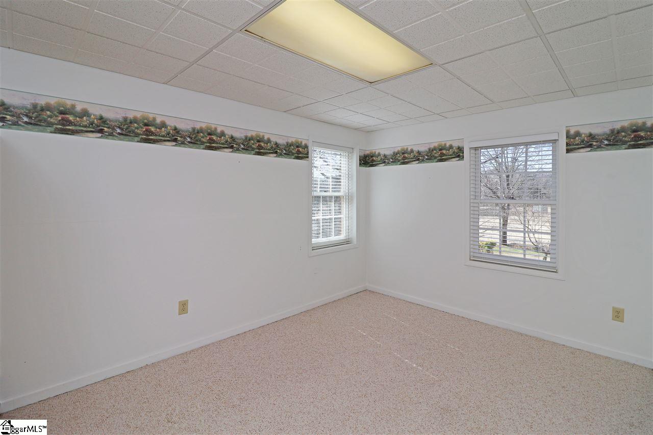 210 Pine Ridge Drive Easley, SC 29642 - Photo 22 of 36 Gallery Image 22