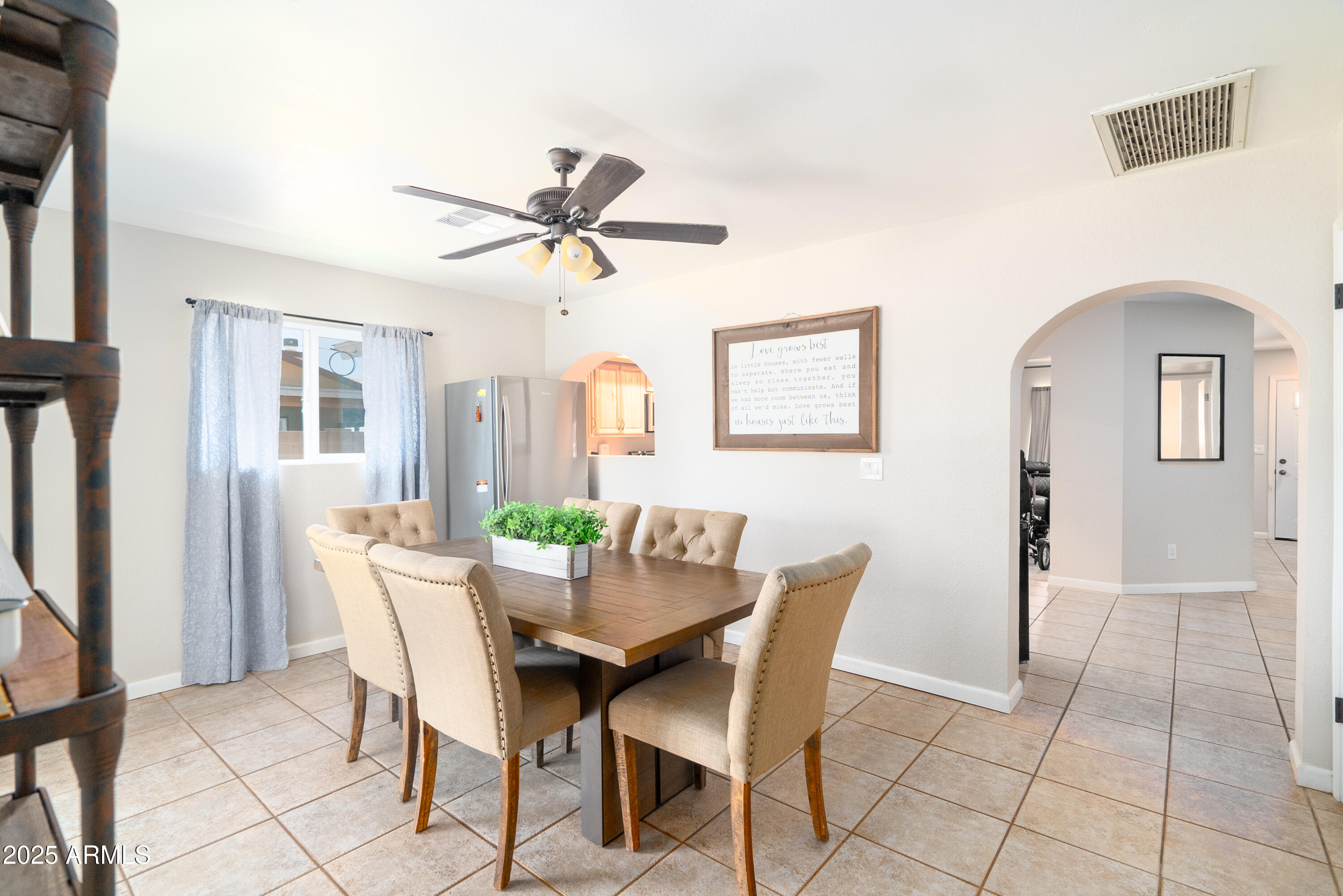 1531 South Padre Road Apache Junction, AZ 85119 - Photo 20 of 32 Dining Room