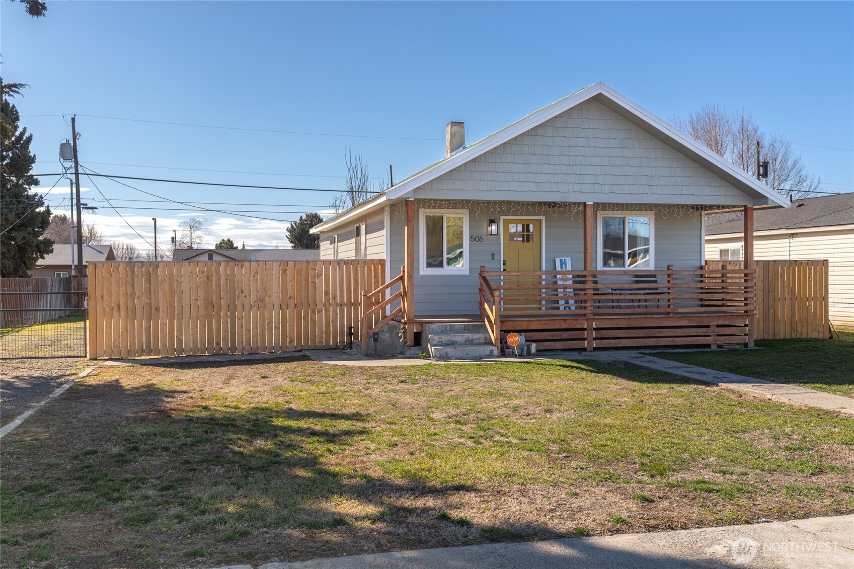 506 J Street Southwest Quincy, WA 98848 - Photo 1 of 28