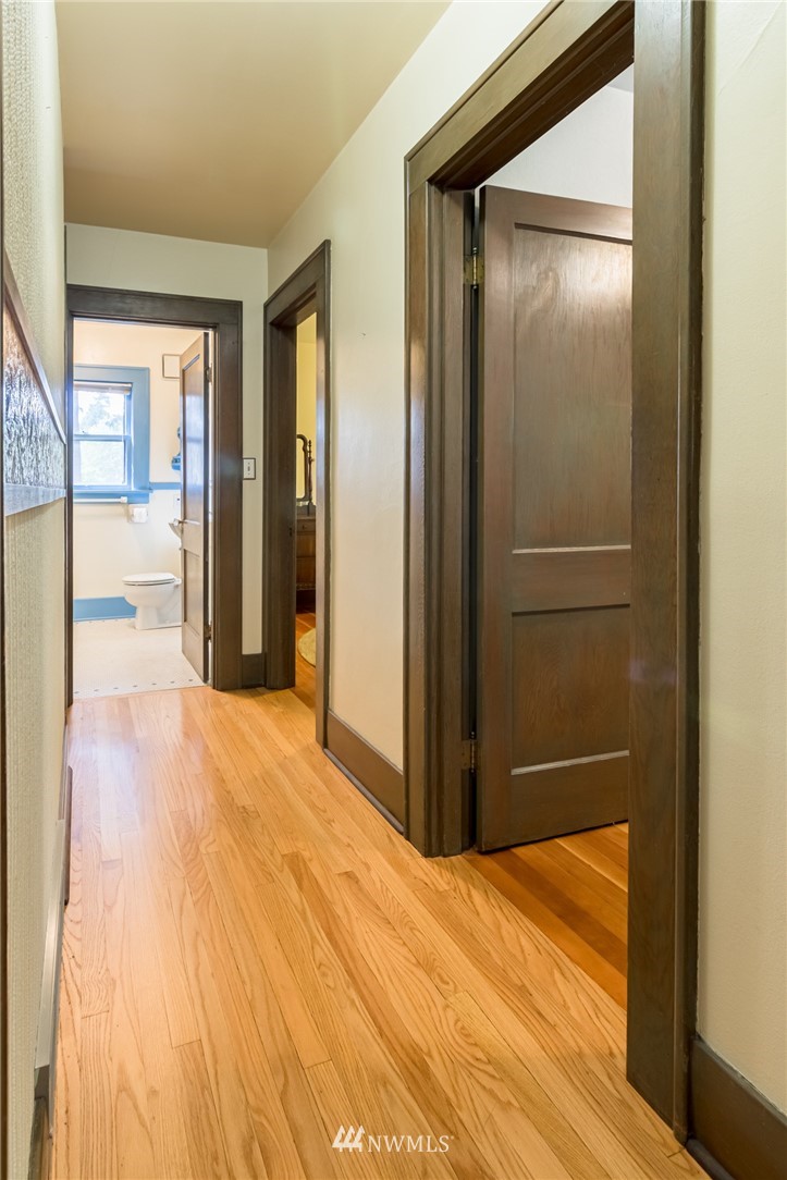 5570 South Langston Road Seattle, WA 98178 - Photo 14 of 33 Gallery Image 14