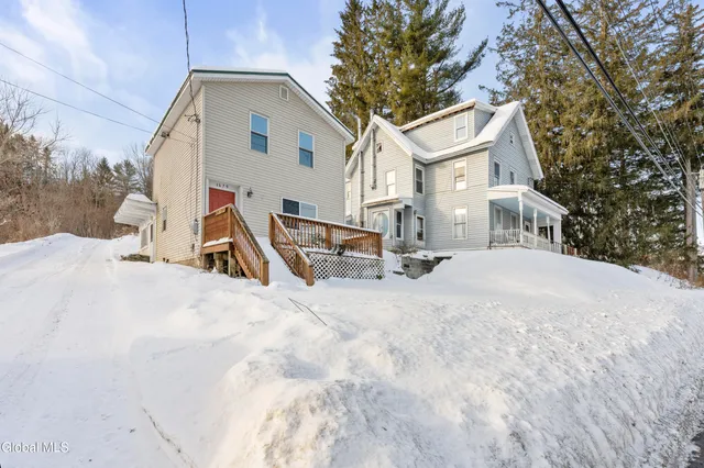 $200,000 | 1679 Helderberg Trail, Berne, NY 12023