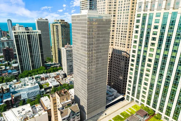 $325,000 | 100 East Walton Street, Unit 33H, Chicago, IL 60611