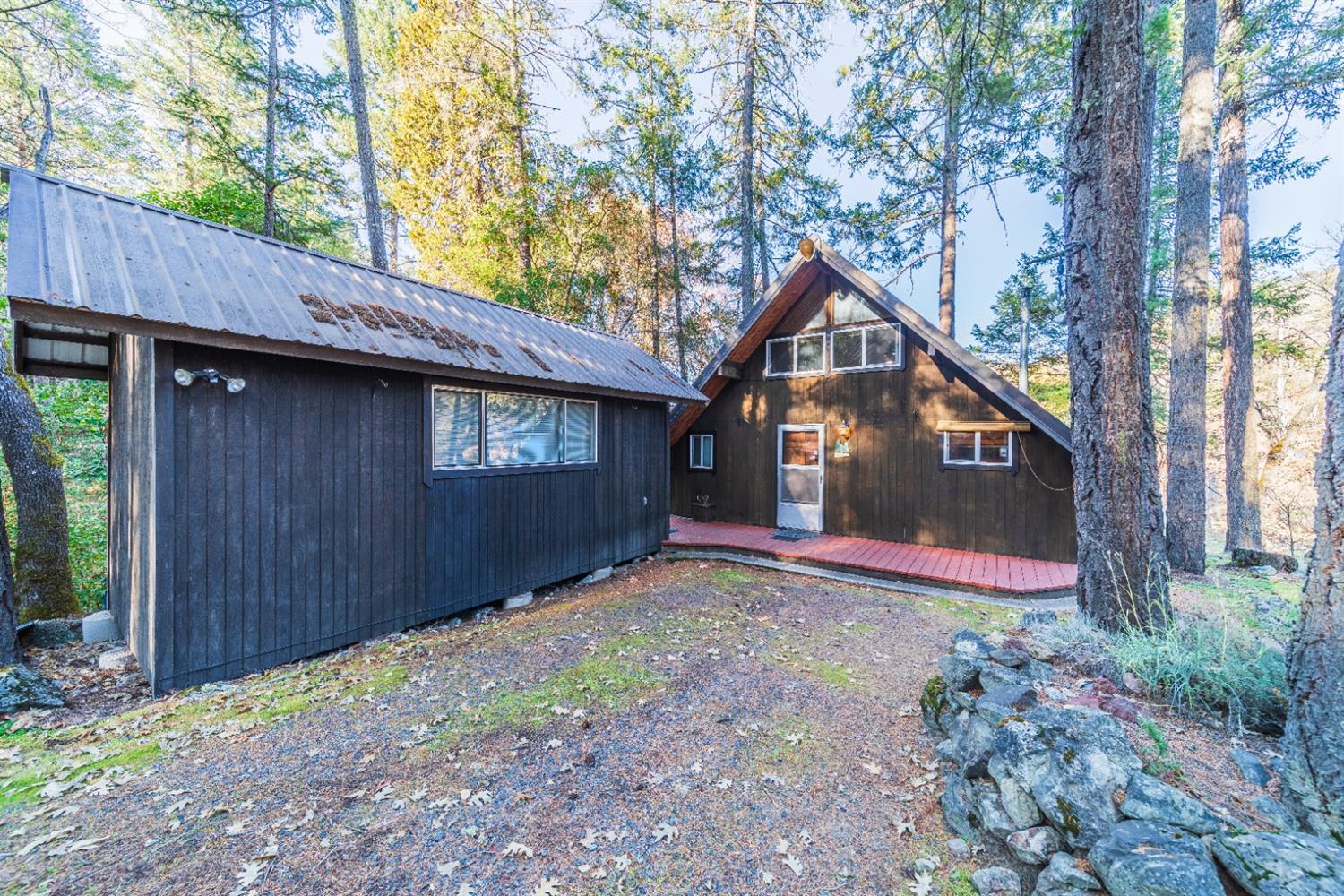 2500 Upper Applegate Road Jacksonville, OR 97530 - Photo 23 of 34 Additional Photo