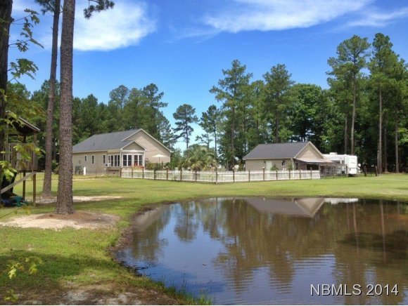150 Pate Road New Bern, NC 28562 - Photo 1 of 25 Primary Photo
