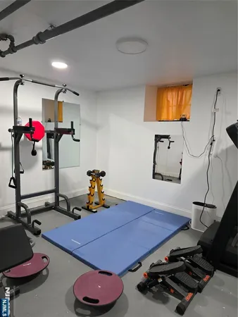 $4,300 | 145 Christie Street, Leonia, NJ 07605