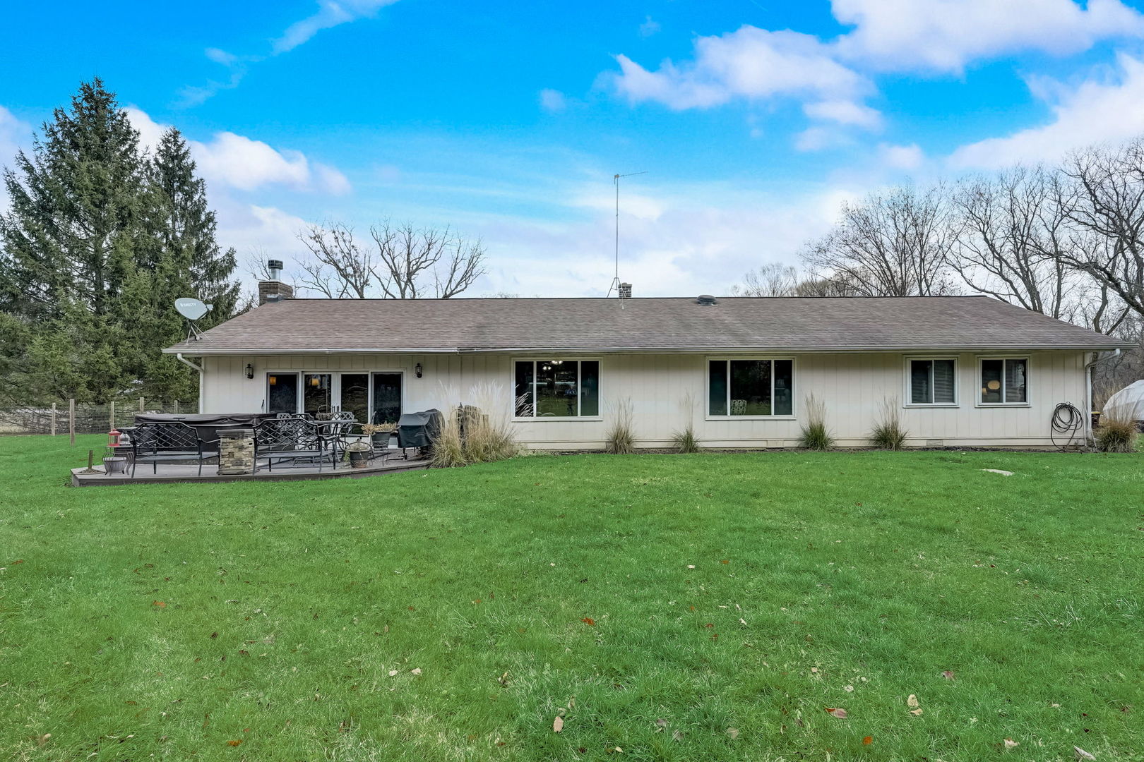 10481 Oak Ridge Road Marengo, IL 60152 - Photo 34 of 44 Gallery Image 34