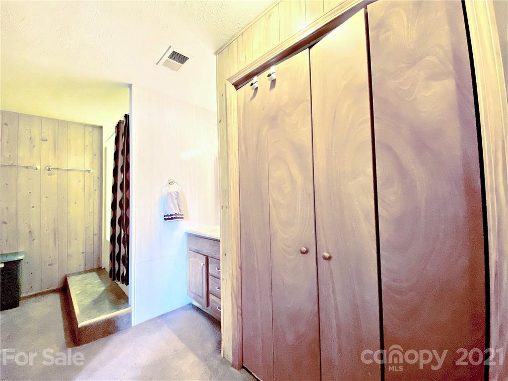 2728 Pax Hill Road Morganton, NC 28655 - Photo 12 of 33 Gallery Image 12