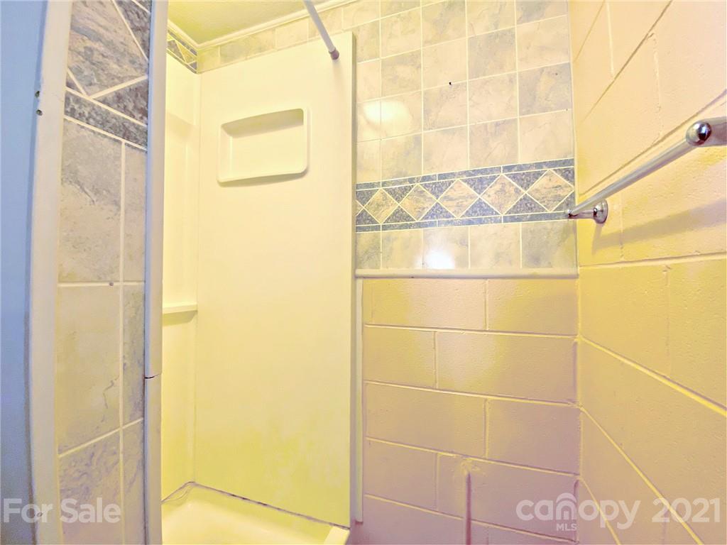2728 Pax Hill Road Morganton, NC 28655 - Photo 15 of 33 Gallery Image 15