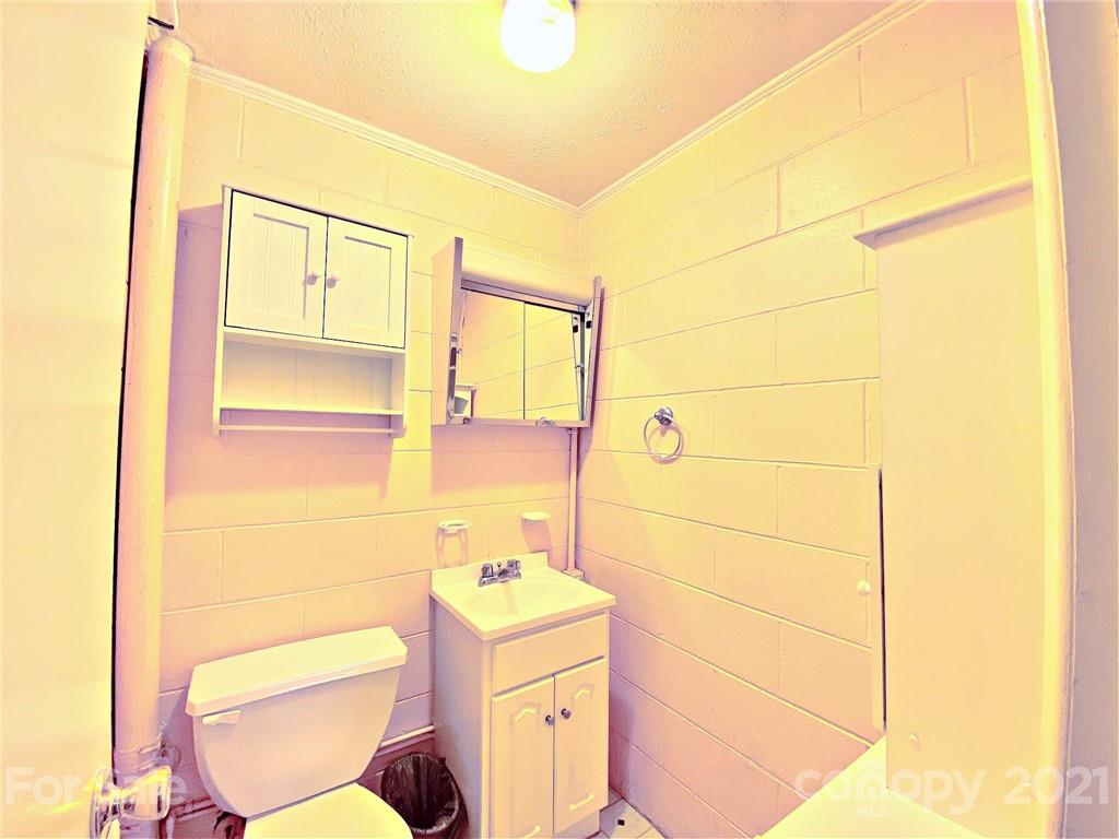 2728 Pax Hill Road Morganton, NC 28655 - Photo 16 of 33 Gallery Image 16