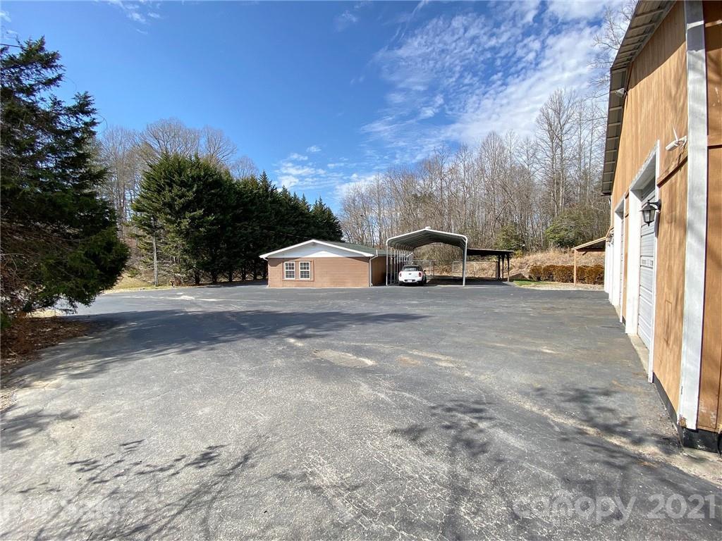 2728 Pax Hill Road Morganton, NC 28655 - Photo 21 of 33 Gallery Image 21