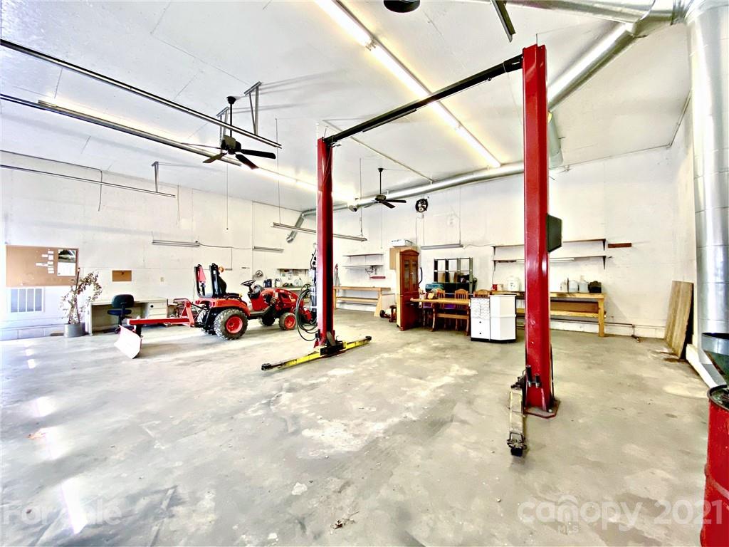 2728 Pax Hill Road Morganton, NC 28655 - Photo 23 of 33 Gallery Image 23