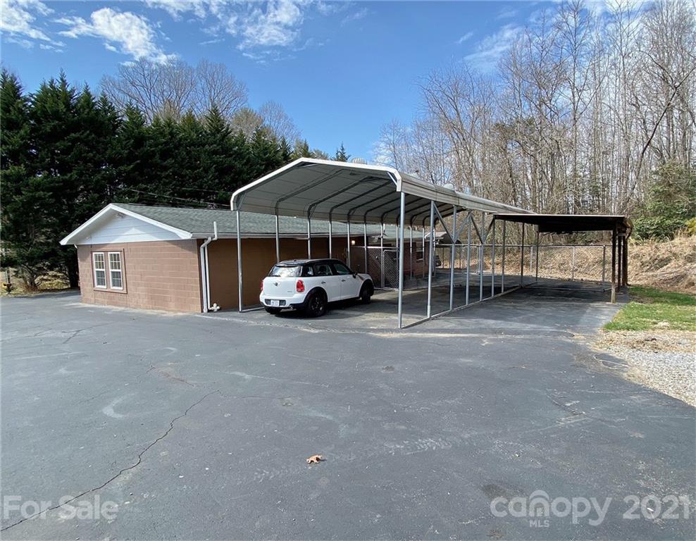 2728 Pax Hill Road Morganton, NC 28655 - Photo 27 of 33 Gallery Image 27