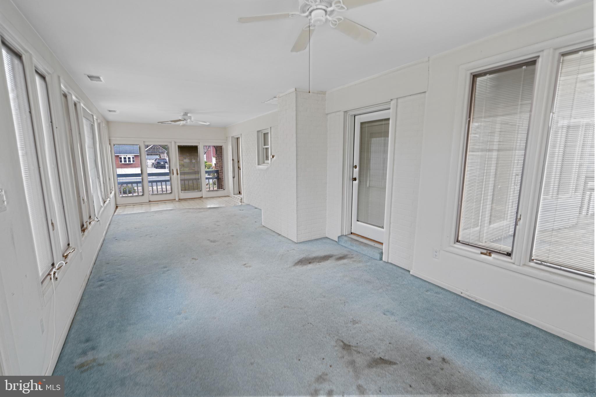 6604 Cipriano Road Lanham, MD 20706 - Photo 11 of 33 Sun room off kitchen