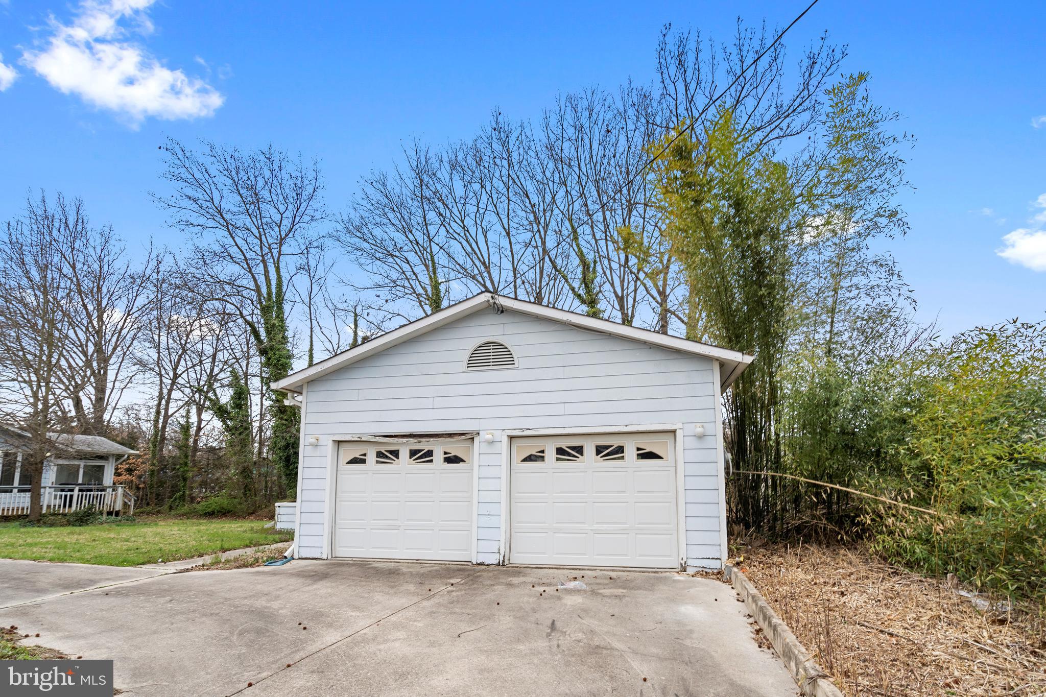 6604 Cipriano Road Lanham, MD 20706 - Photo 3 of 33 Garage