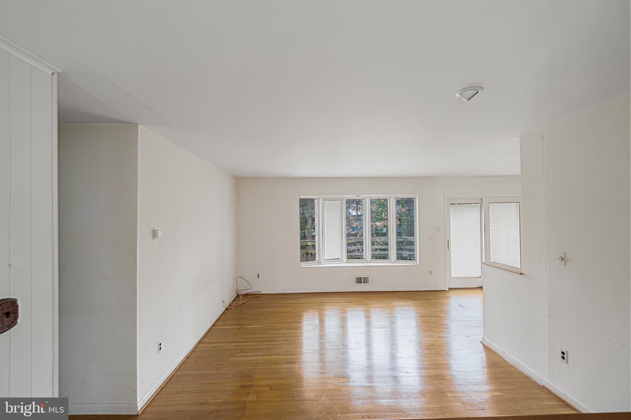 6604 Cipriano Road Lanham, MD 20706 - Photo 31 of 33 View from front door into the living room