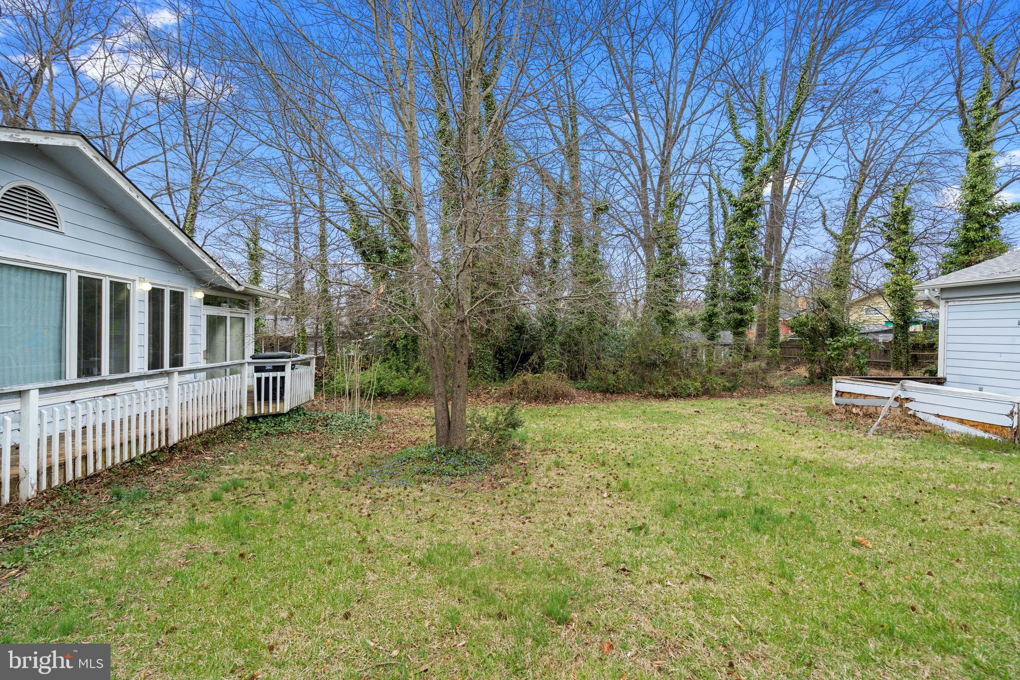 6604 Cipriano Road Lanham, MD 20706 - Photo 6 of 33 Side Exterior