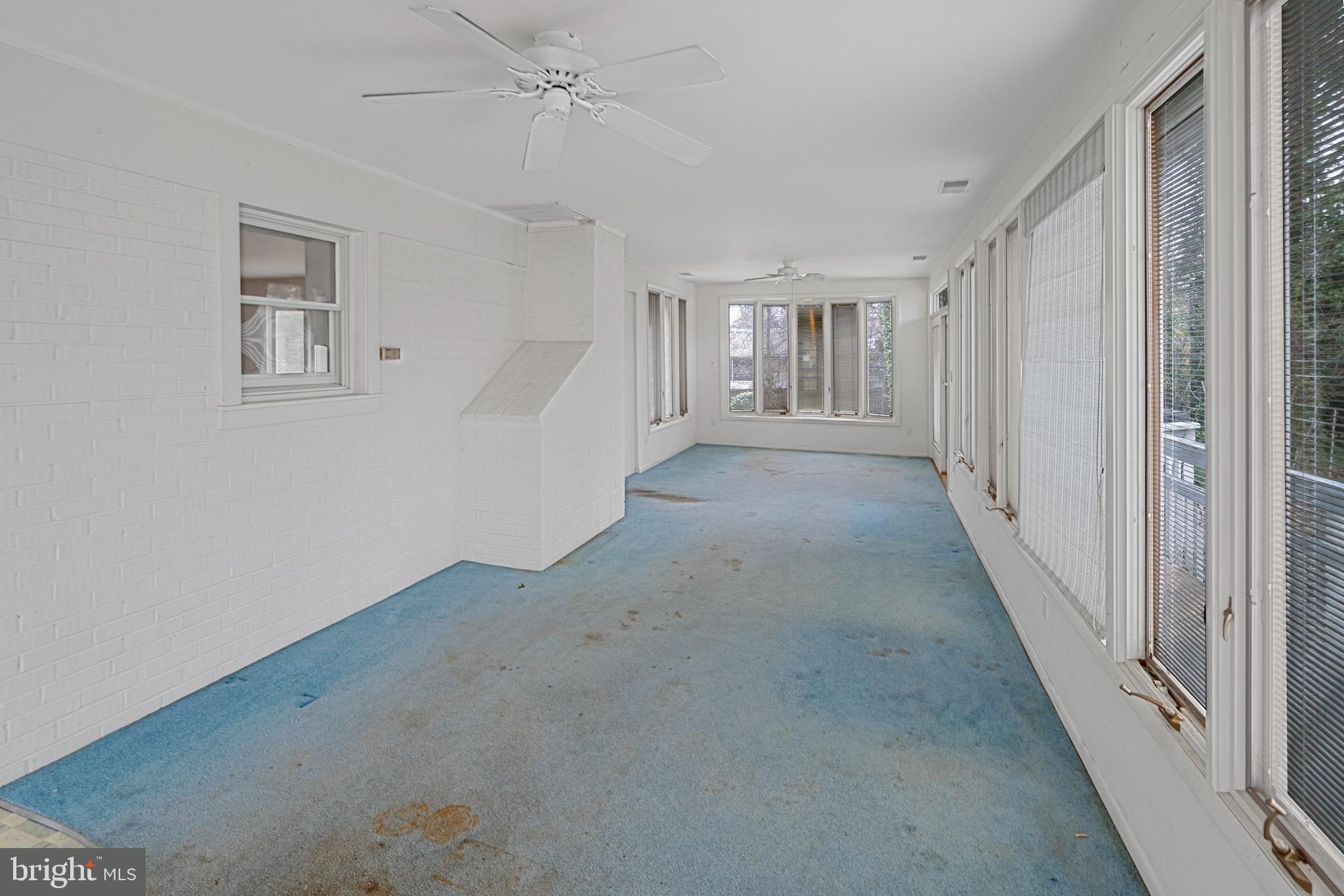 6604 Cipriano Road Lanham, MD 20706 - Photo 10 of 33 Sun room off kitchen