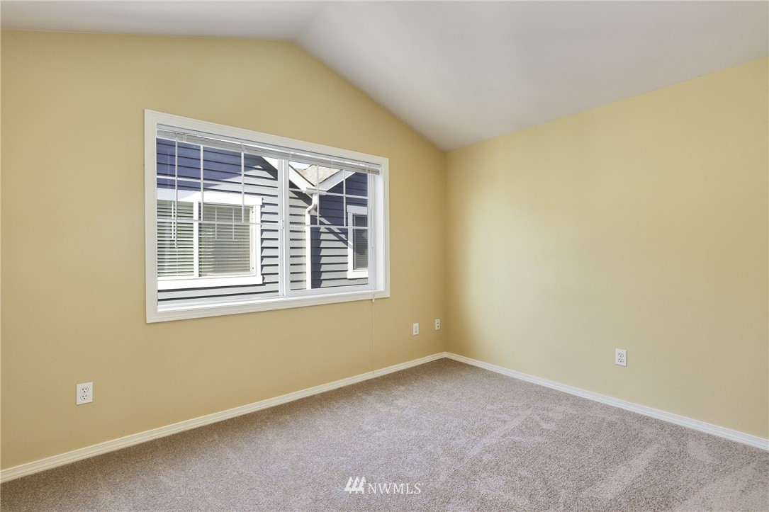 8501 Midvale Avenue North, Unit B Seattle, WA 98103 - Photo 12 of 22 Gallery Image 12