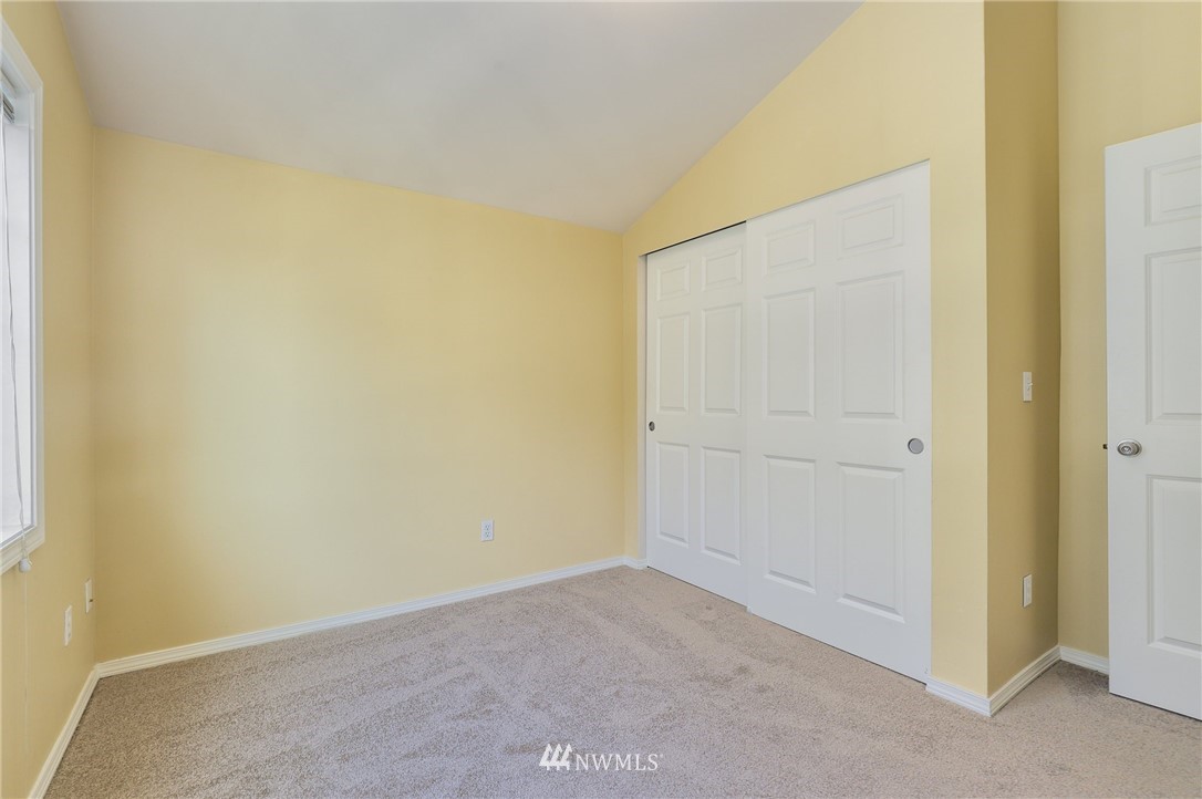 8501 Midvale Avenue North, Unit B Seattle, WA 98103 - Photo 13 of 22 Gallery Image 13