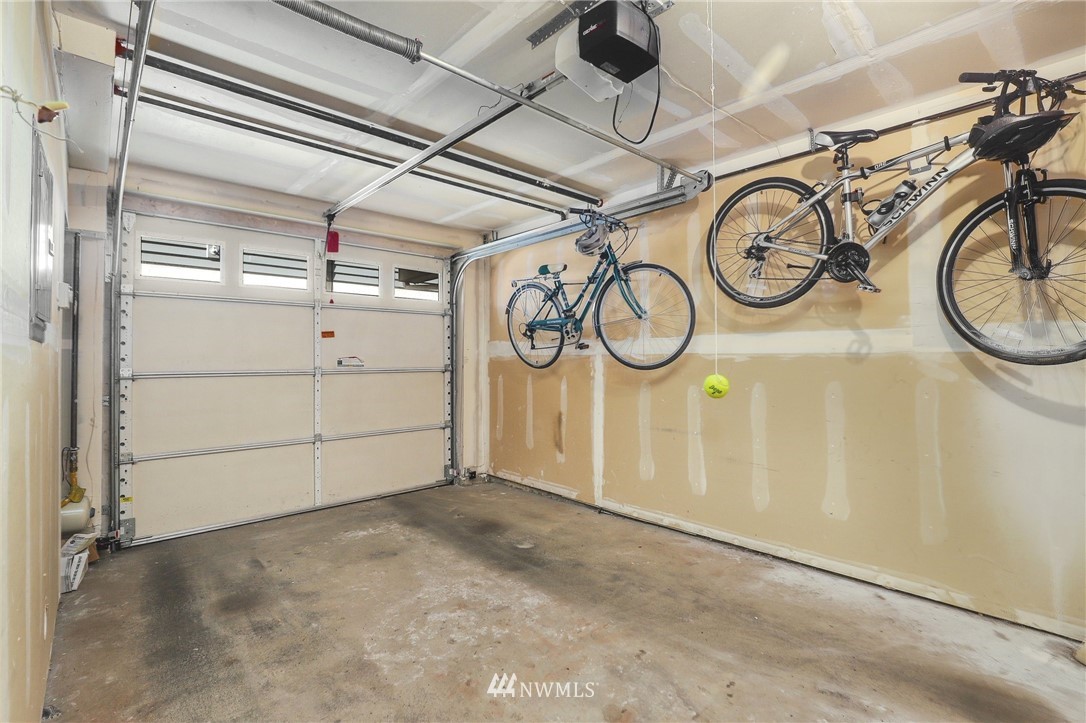 8501 Midvale Avenue North, Unit B Seattle, WA 98103 - Photo 21 of 22 Gallery Image 21