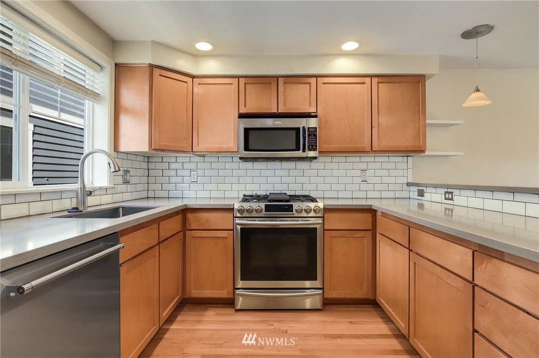 8501 Midvale Avenue North, Unit B Seattle, WA 98103 - Photo 9 of 22 Gallery Image 9