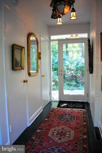 1015 Poplar Hill Road Baltimore, MD 21210 - Photo 8 of 29 Interior (General)
