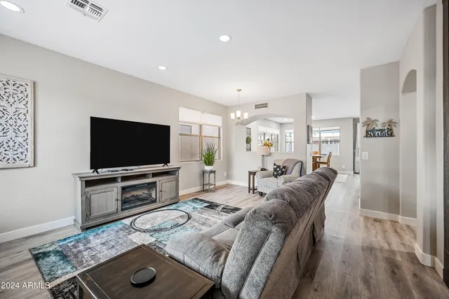 $4,500 | 18050 West Legend Drive, Surprise, AZ 85374