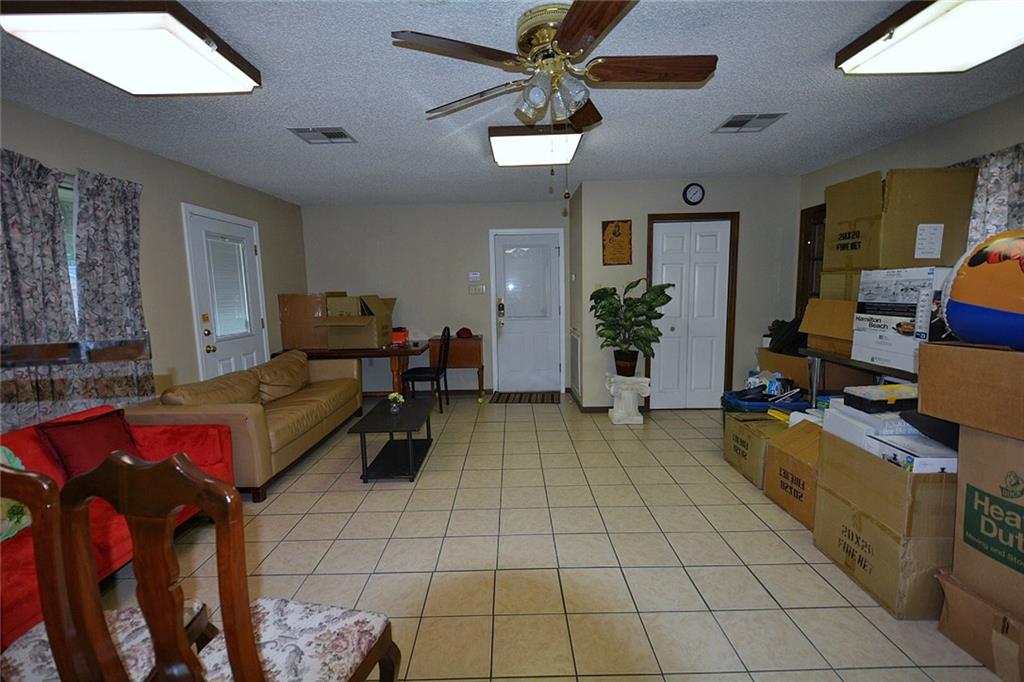 1489 Colonel Court Baton Rouge, LA 70816 - Photo 17 of 32 Gallery Image 17