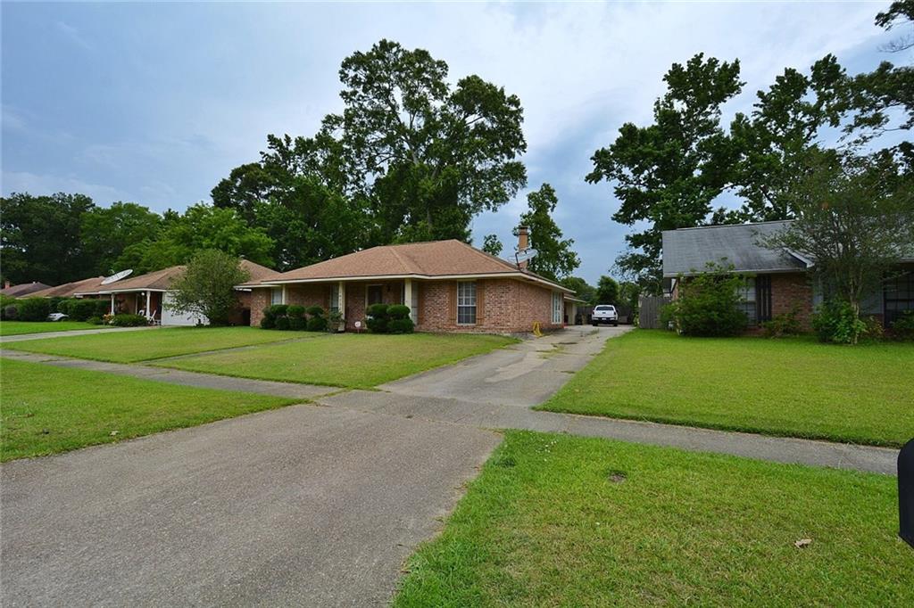 1489 Colonel Court Baton Rouge, LA 70816 - Photo 2 of 32 Gallery Image 2