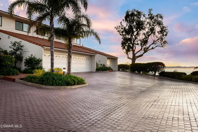 $2,395,000 | 818 Caliente Lane, Ventura, CA 93001