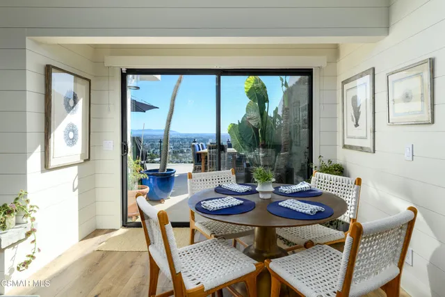 $2,395,000 | 818 Caliente Lane, Ventura, CA 93001