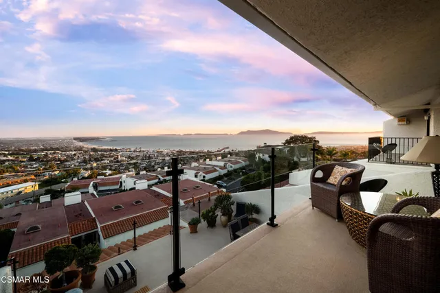 $2,395,000 | 818 Caliente Lane, Ventura, CA 93001