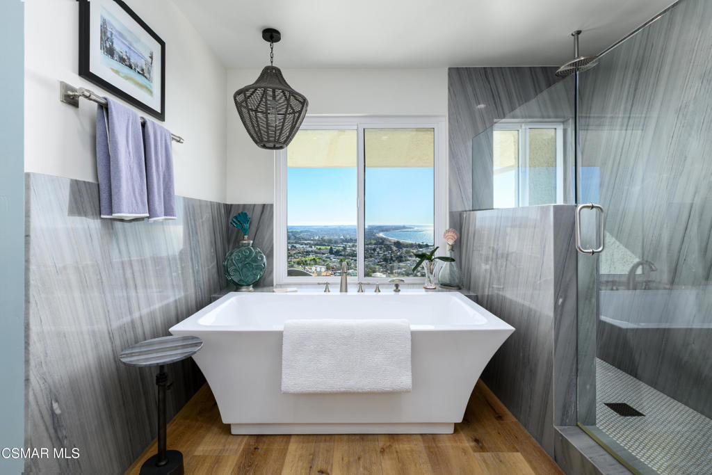 818 Caliente Lane Ventura, CA 93001 - Photo 25 of 43