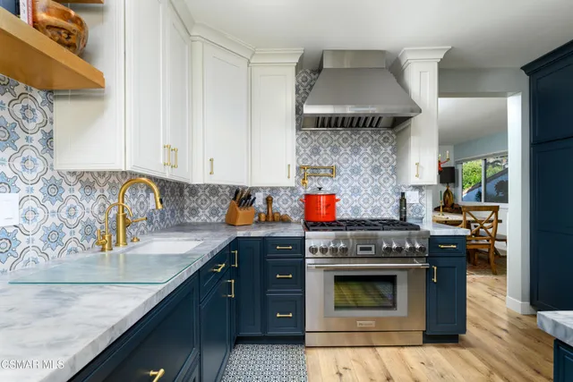 $2,395,000 | 818 Caliente Lane, Ventura, CA 93001