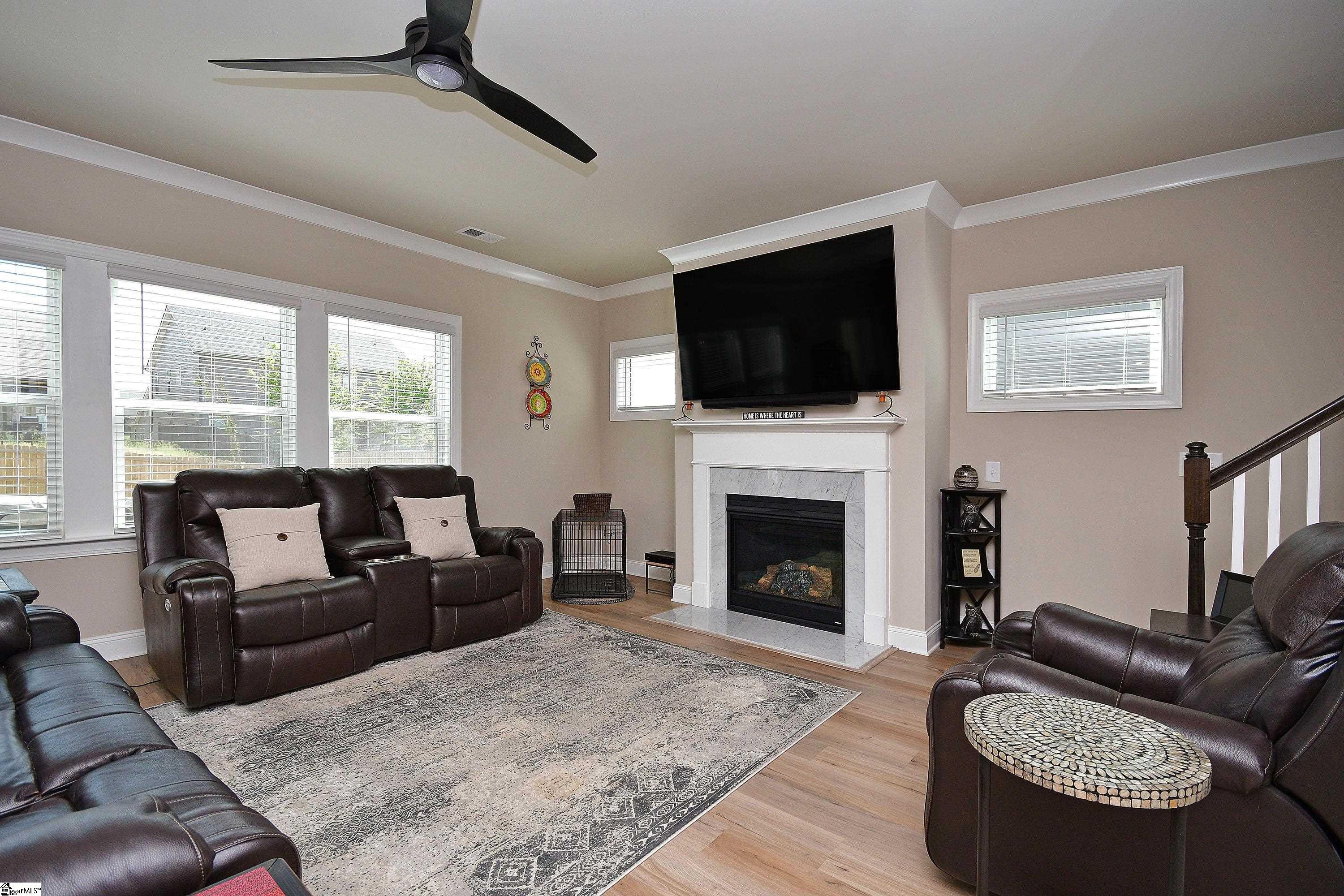 304 River Otter Road Simpsonville, SC 29680 - Photo 4 of 34 Gallery Image 4