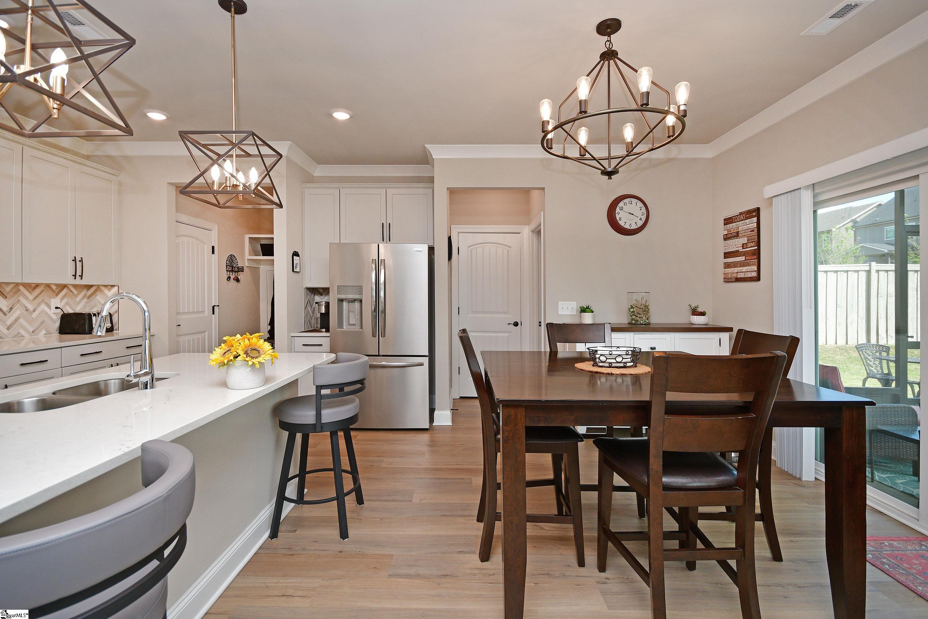 304 River Otter Road Simpsonville, SC 29680 - Photo 6 of 34 Gallery Image 6