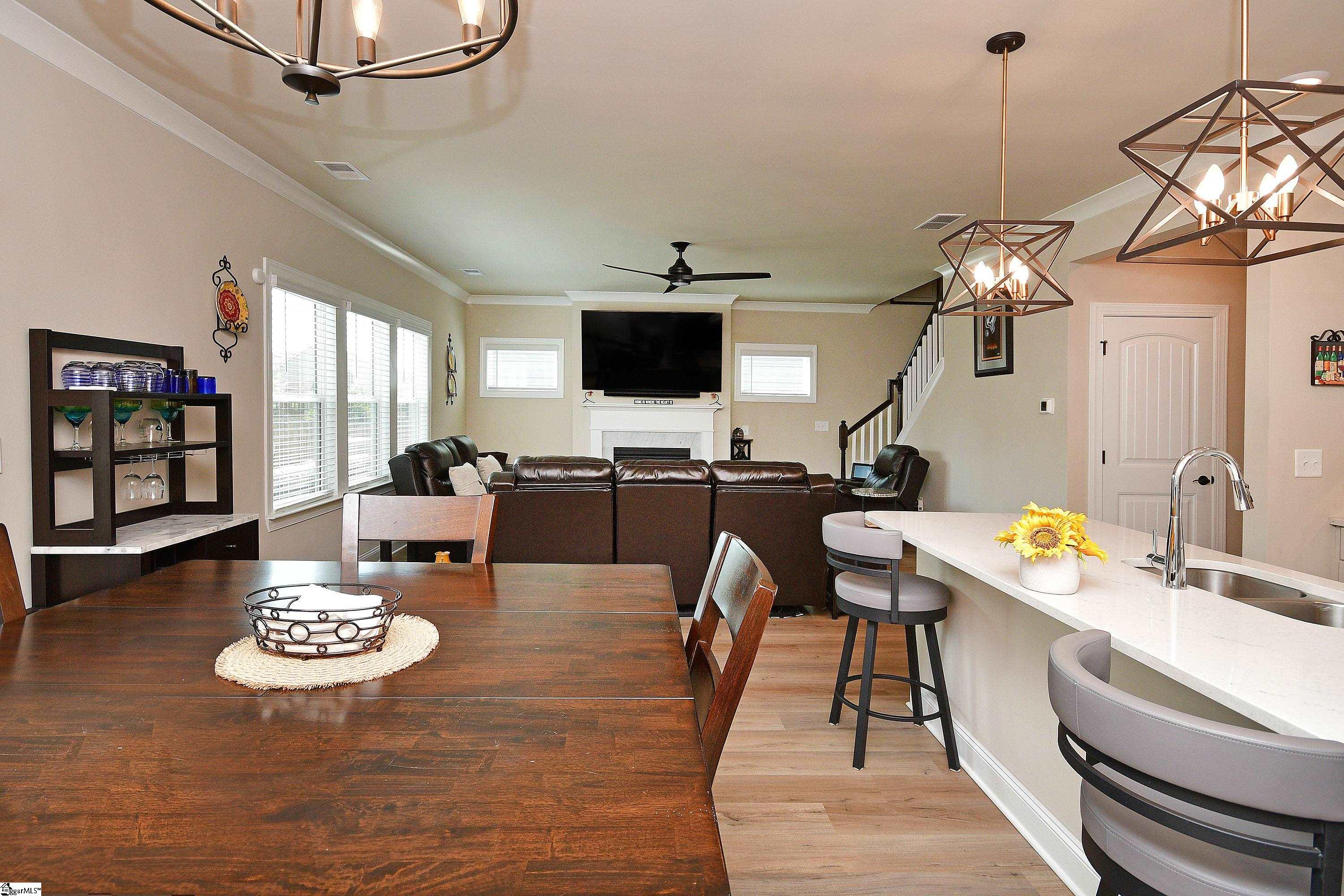 304 River Otter Road Simpsonville, SC 29680 - Photo 10 of 34 Gallery Image 10
