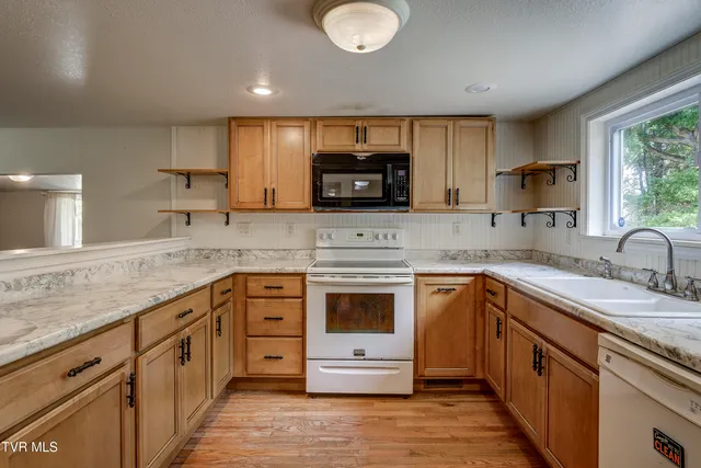 $180,000 | 165 Horse Creek Road, Chuckey, TN 37641