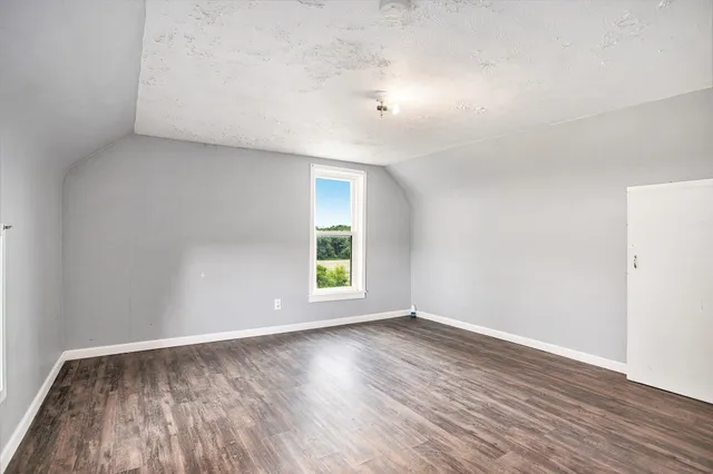 $379,900 | 7814 M-79, Nashville, MI 49073