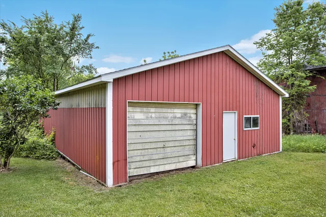 $379,900 | 7814 M-79, Nashville, MI 49073