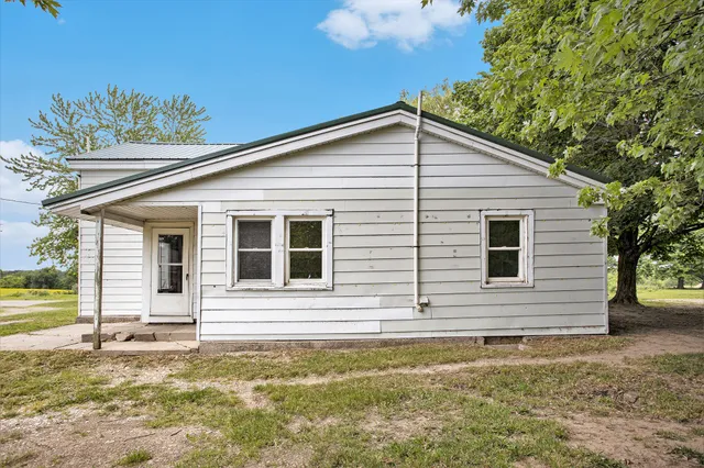 $379,900 | 7814 M-79, Nashville, MI 49073