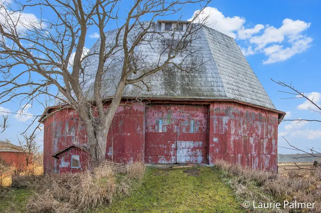 $379,900 | 7814 M-79, Nashville, MI 49073