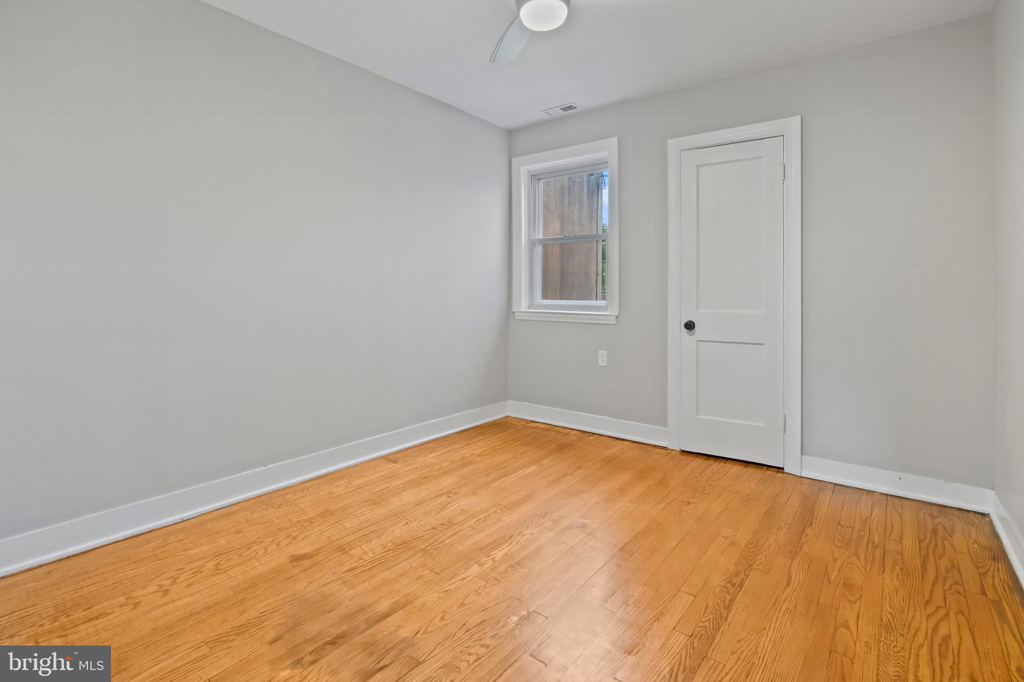 4000 Colborne Road Baltimore, MD 21229 - Photo 20 of 34