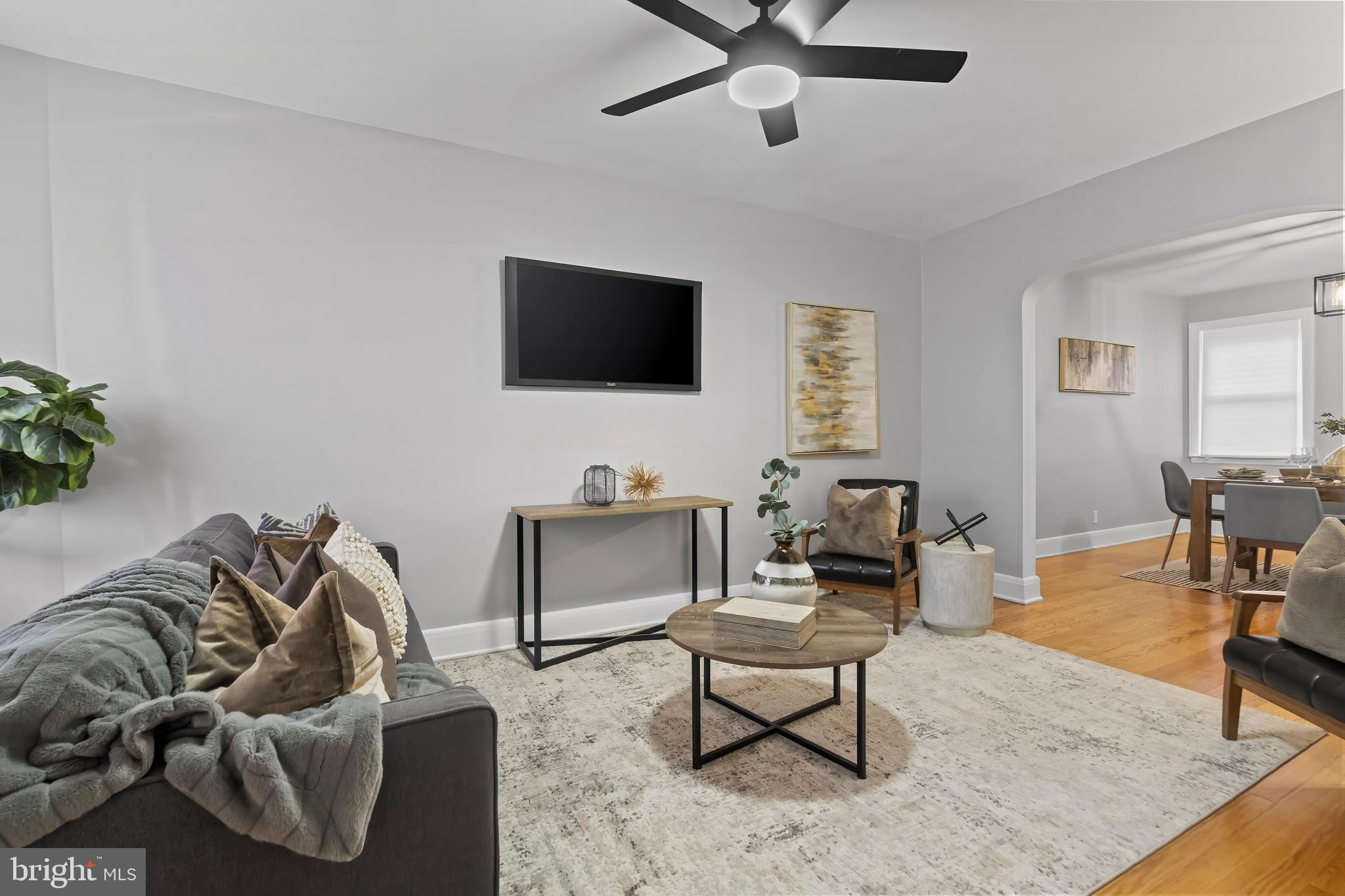 4000 Colborne Road Baltimore, MD 21229 - Photo 3 of 34
