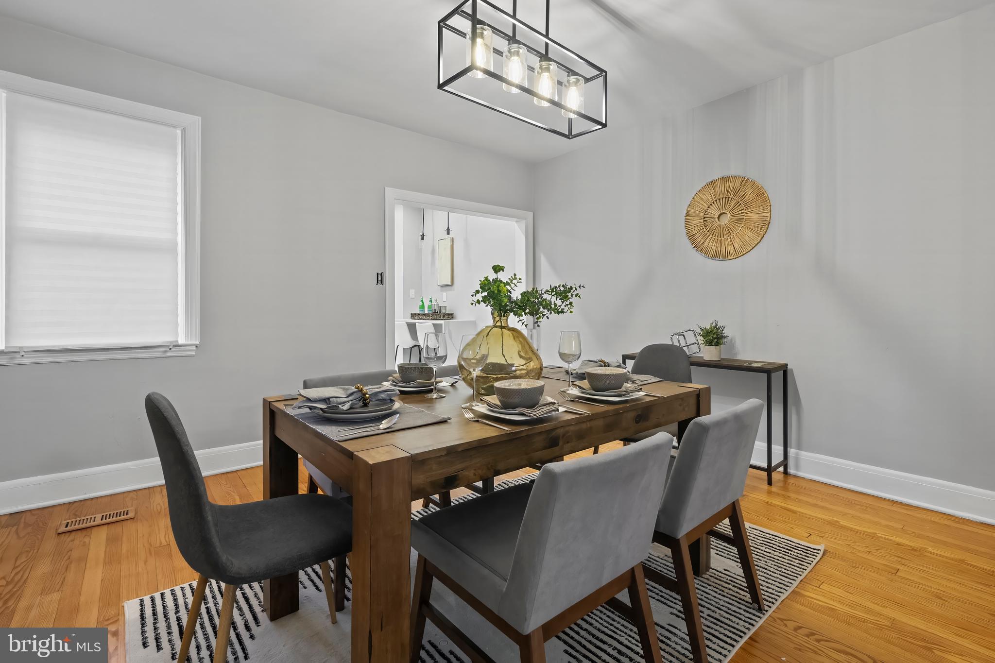 4000 Colborne Road Baltimore, MD 21229 - Photo 4 of 34