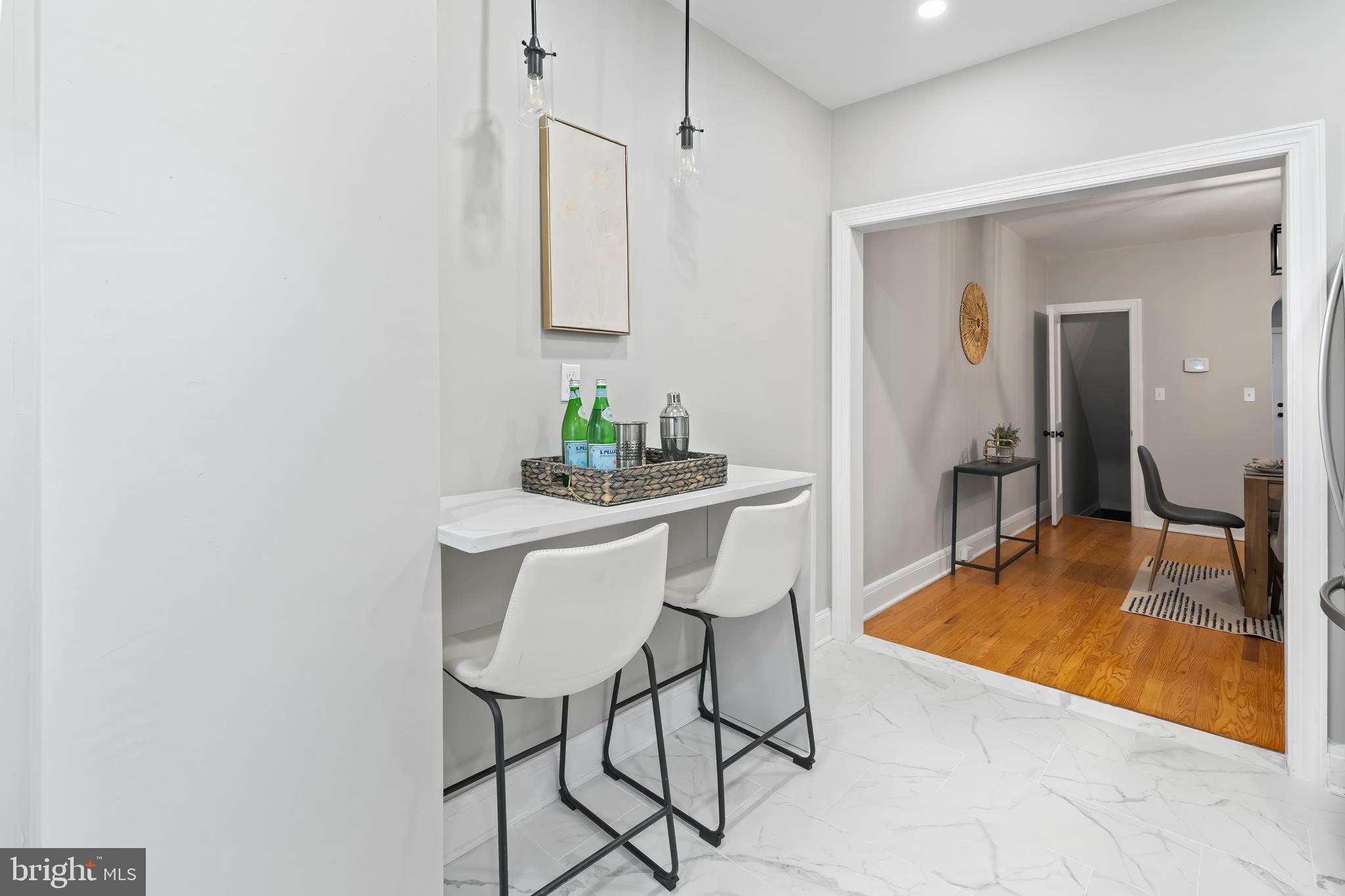 4000 Colborne Road Baltimore, MD 21229 - Photo 8 of 34
